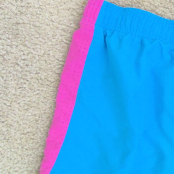 Under Armour shorts - Picture 2 of 3